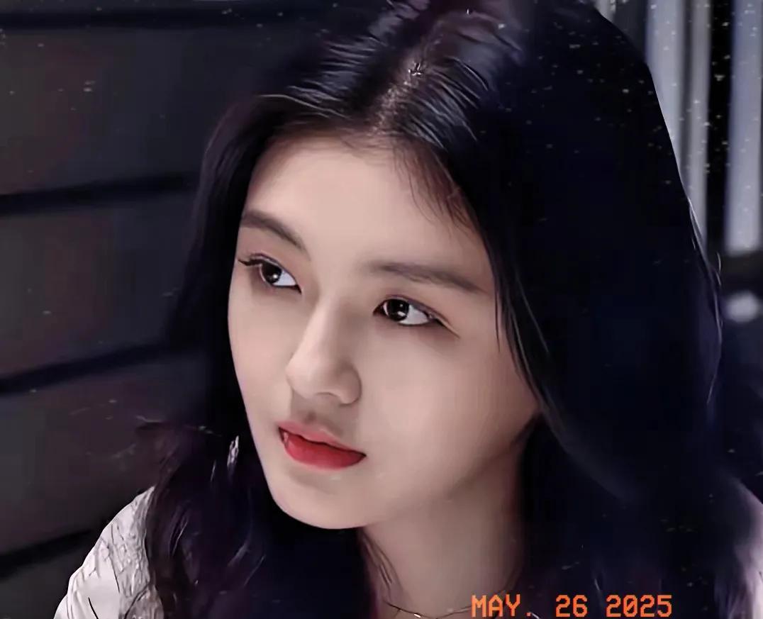 豪门姐妹暗斗曝光，牵线复婚反目成仇，私生子背后的真赢家？最近网上炸了锅，说大小