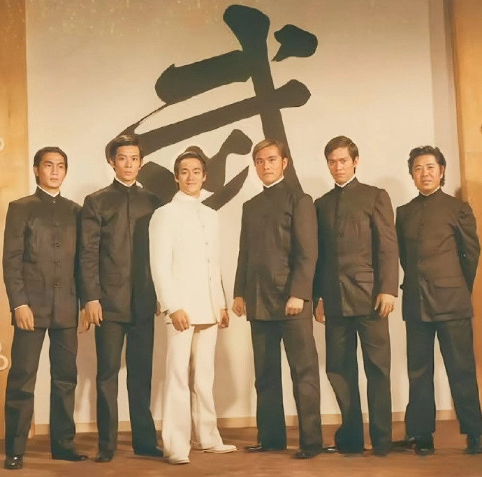 1972年电影《精武门》演员合影旧照片，大家对他们还有印象吗？