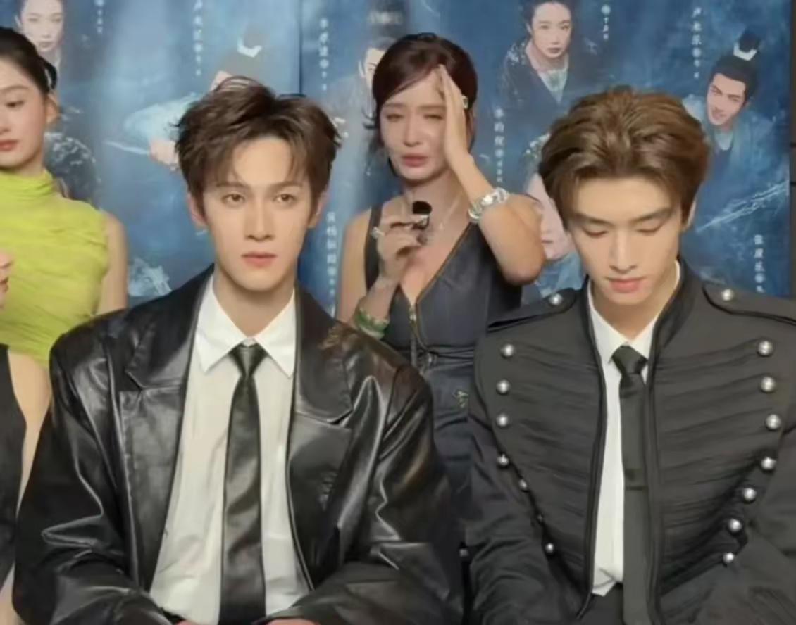 为了一个人，毁了整个剧组，张萌直播间落泪，你们觉得她值得原谅吗？老实说，《楚