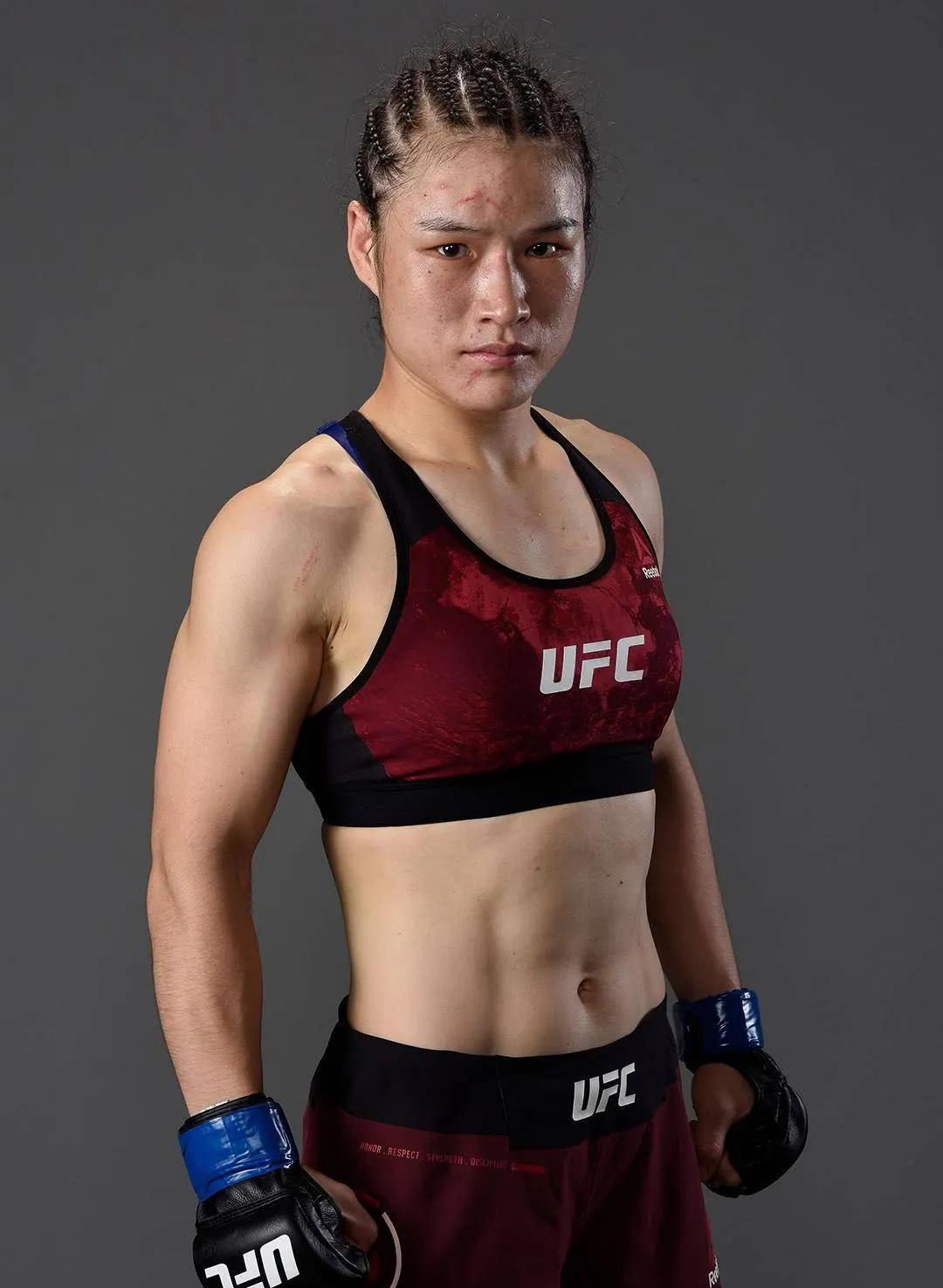 虽败犹荣！张伟丽不愧是中国唯一的UFC世界冠军，能和舍普琴科打到判定比赛已经非常