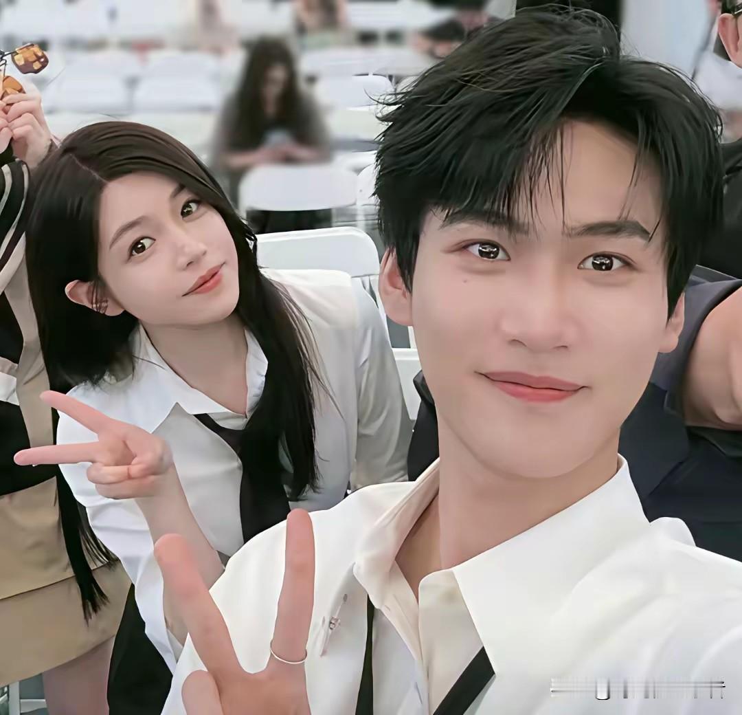 陈妍希真的没有让喜欢沈佳宜的男人失望，《狙击蝴蝶》陈妍希已经42岁了，但是和小自