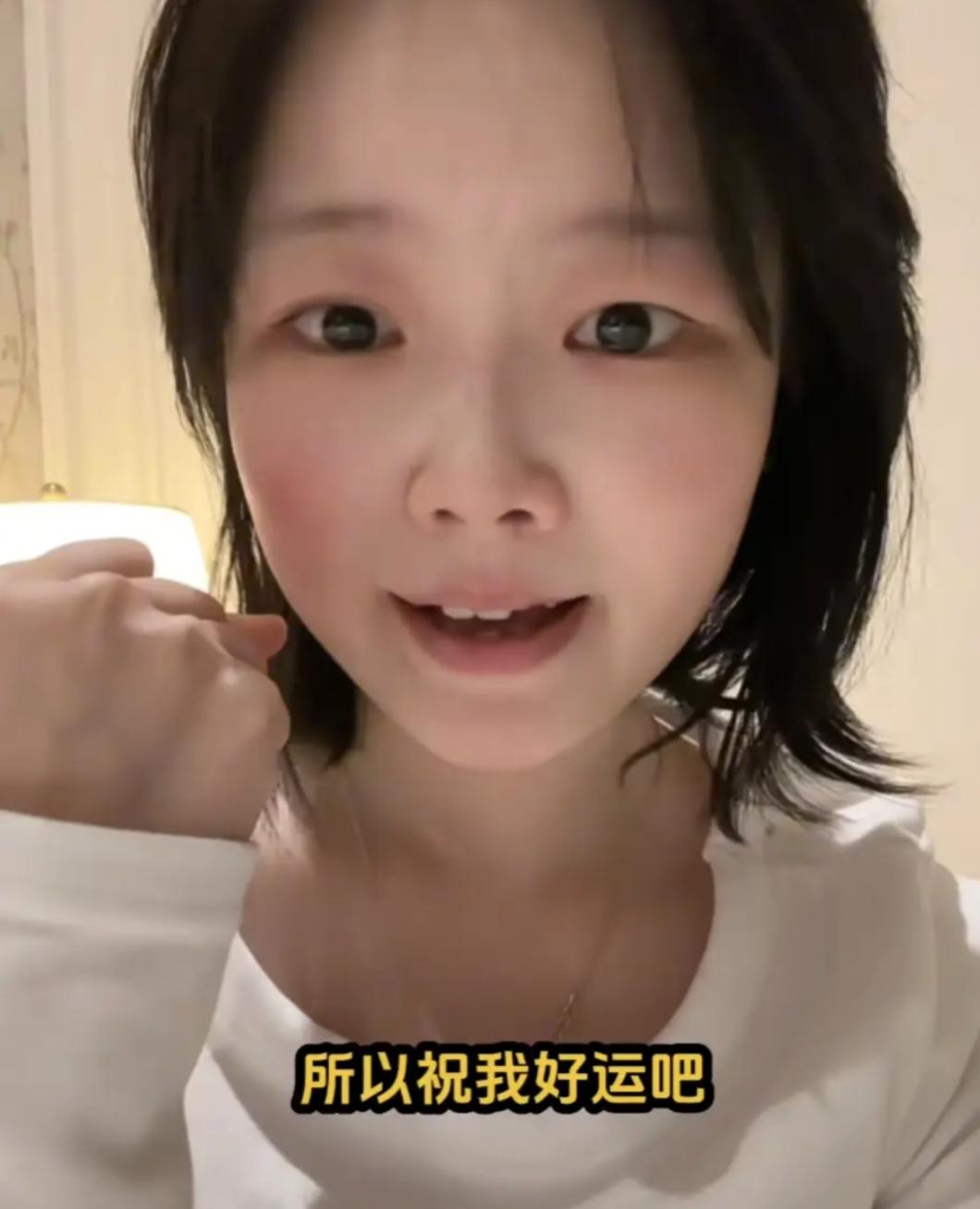 世上怎么会有这样的父母!23岁女孩夏夏，从高考前夕确诊骨癌，到截肢、肺转移，