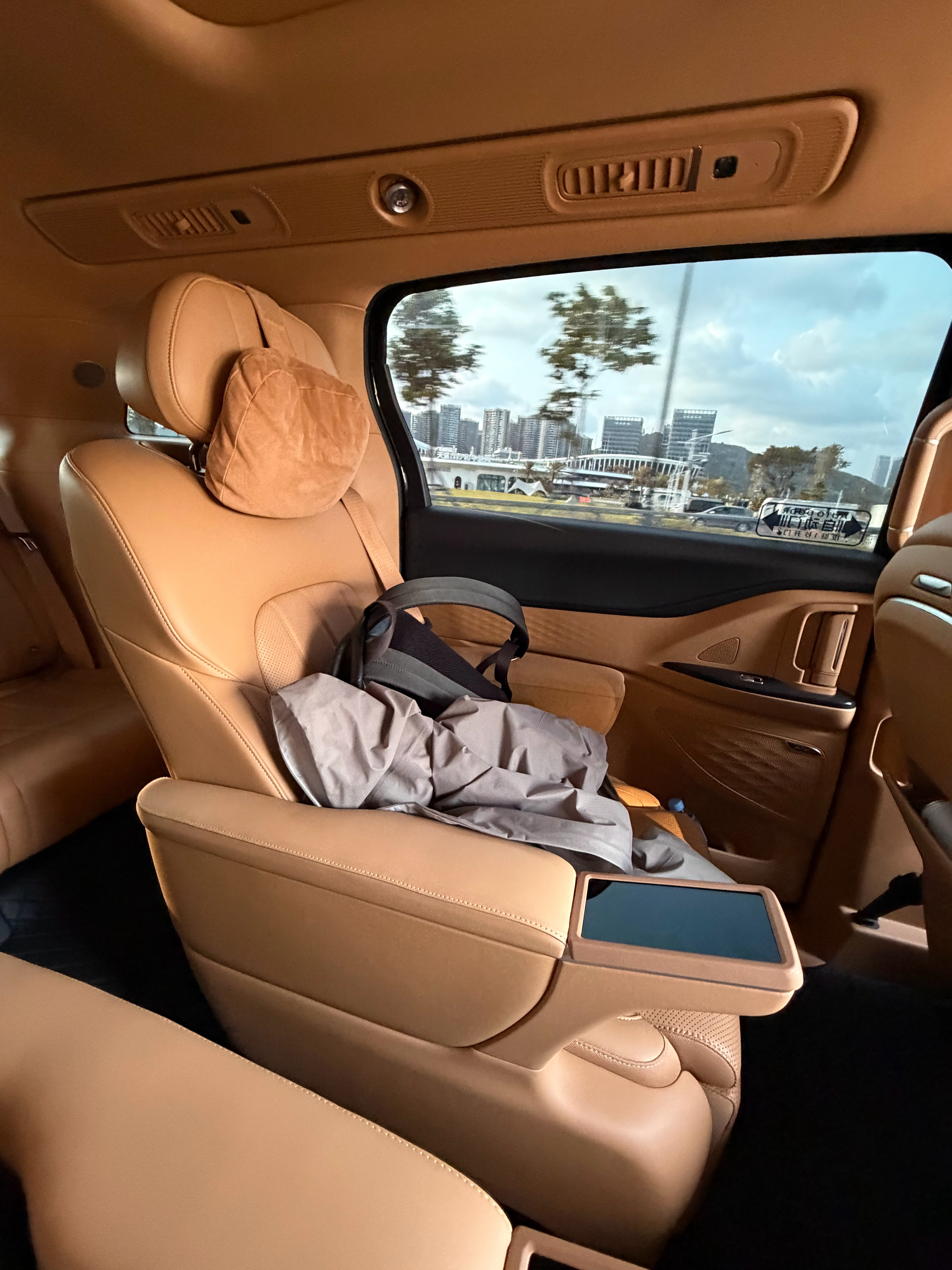 从智界V9换到岚图梦想家，心里很有落差珠海