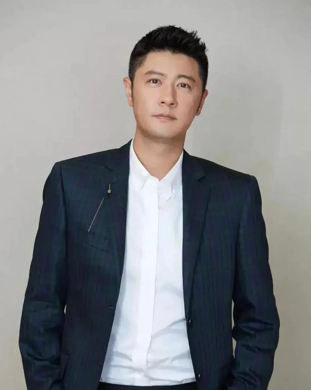 追剧《以法之名》任重一改往日憨厚老实的″老实人”形象，在《以法之名》里变成