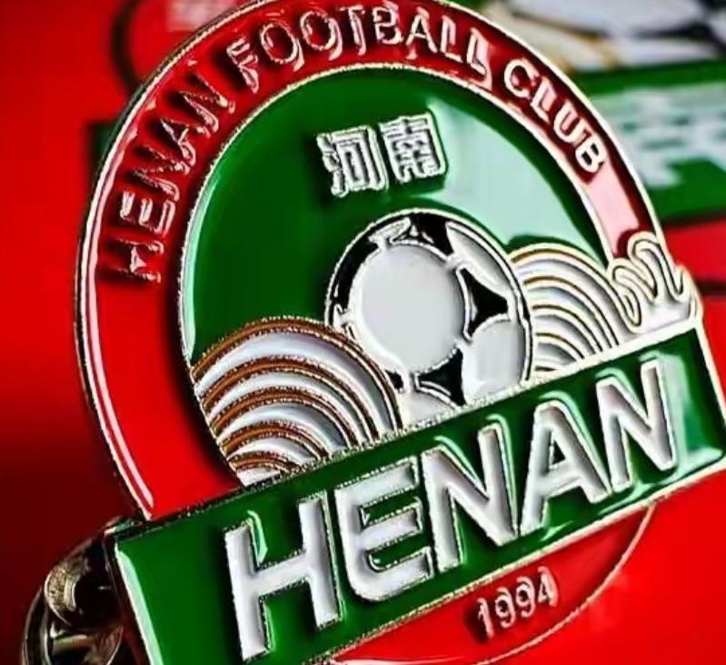 河南队首战干掉海港确实给咱提气，主场打玉昆的票都抢空了，这热度杠杠的！但越是这时