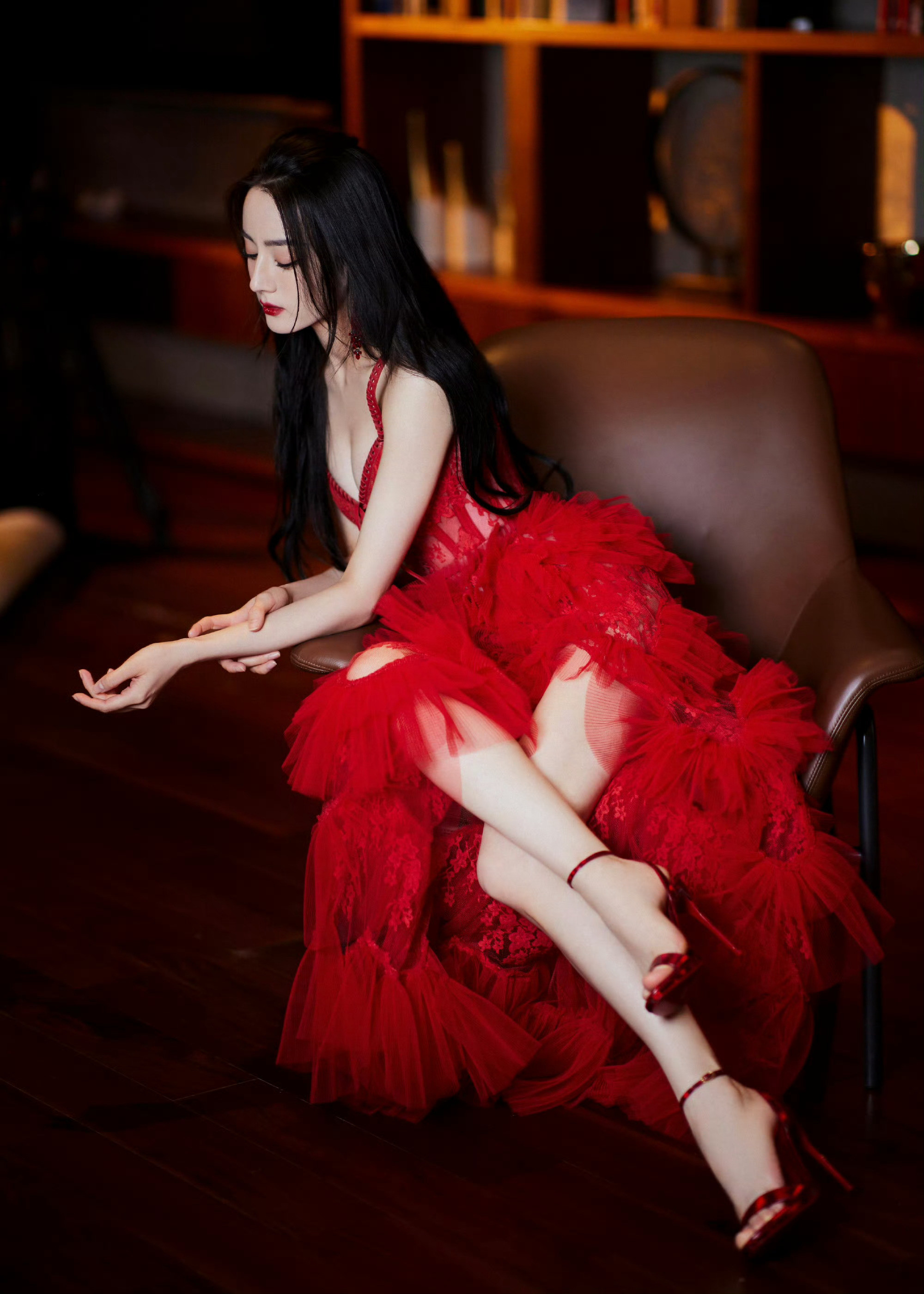 迪丽热巴斯维诗见面会🤩​​​