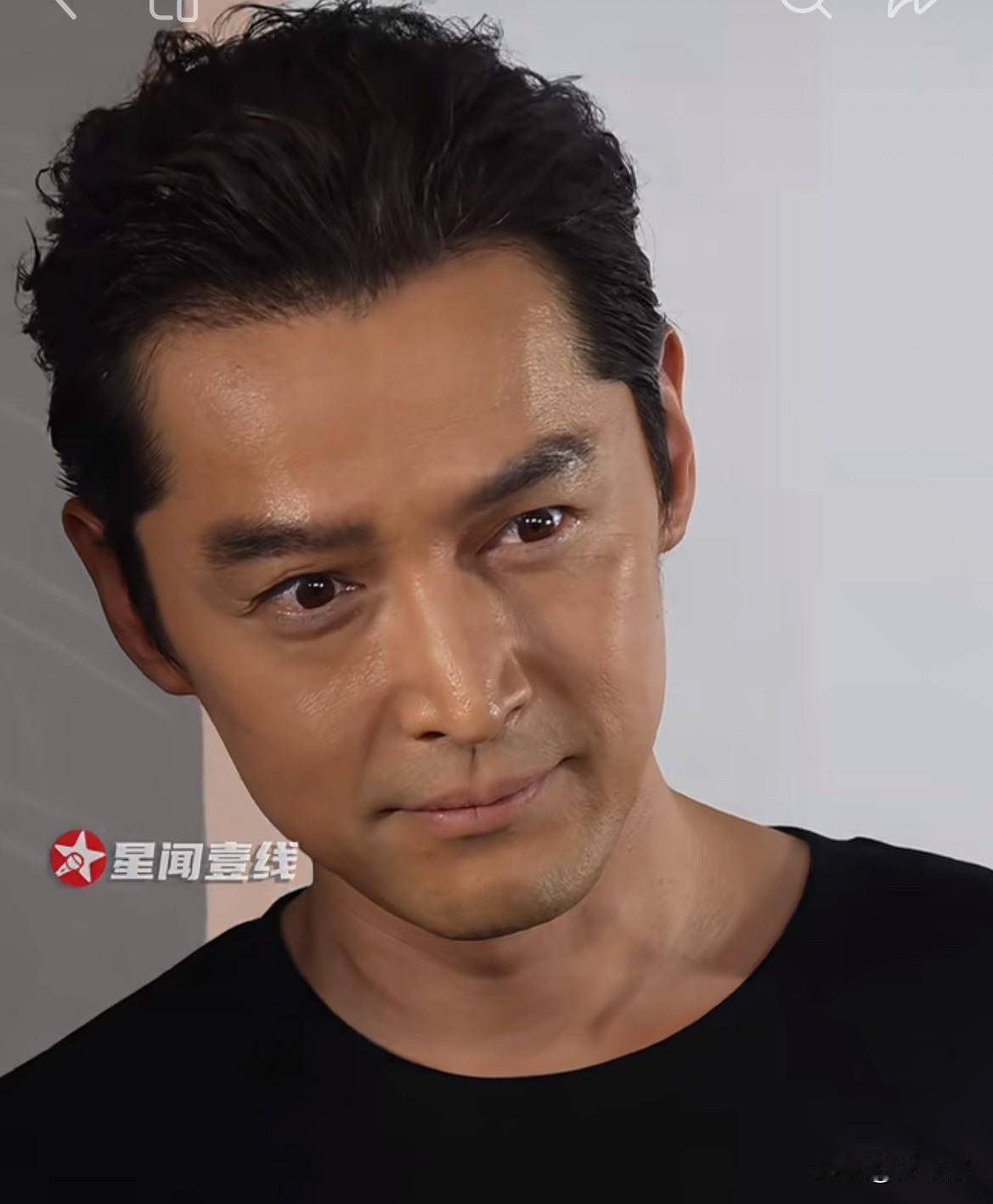 面相这玩意儿，有时候你真不得不信。之前就有网友从胡歌的脸上看出了门道，说他山根