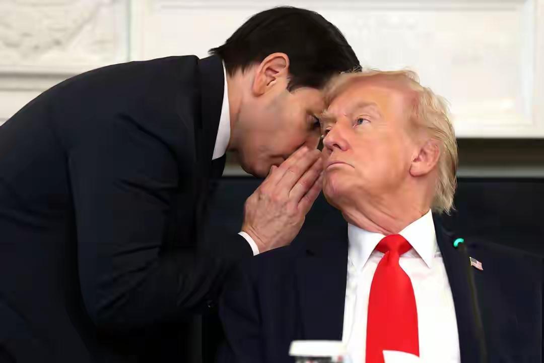 鲁比奥耳语时低语，演讲时高声，该沉默时就沉默。身居要职，稳重踏实是他必备的优点。