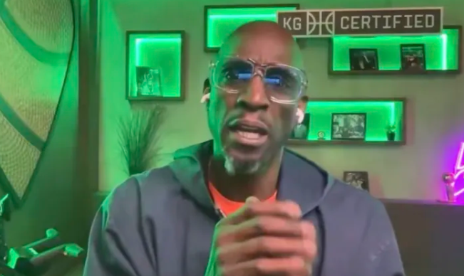 前NBA球员凯文-加内特在一档节目中谈到了如何防守维克托-文班亚马：“首先，文