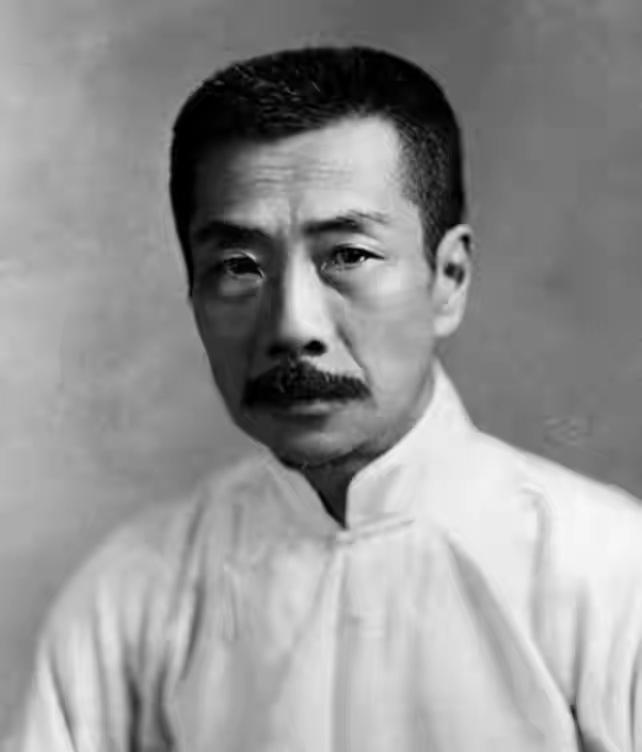 周建人回忆尖刻的祖父我们三兄弟总有说不完的话，从楼上说到楼下，从楼下说