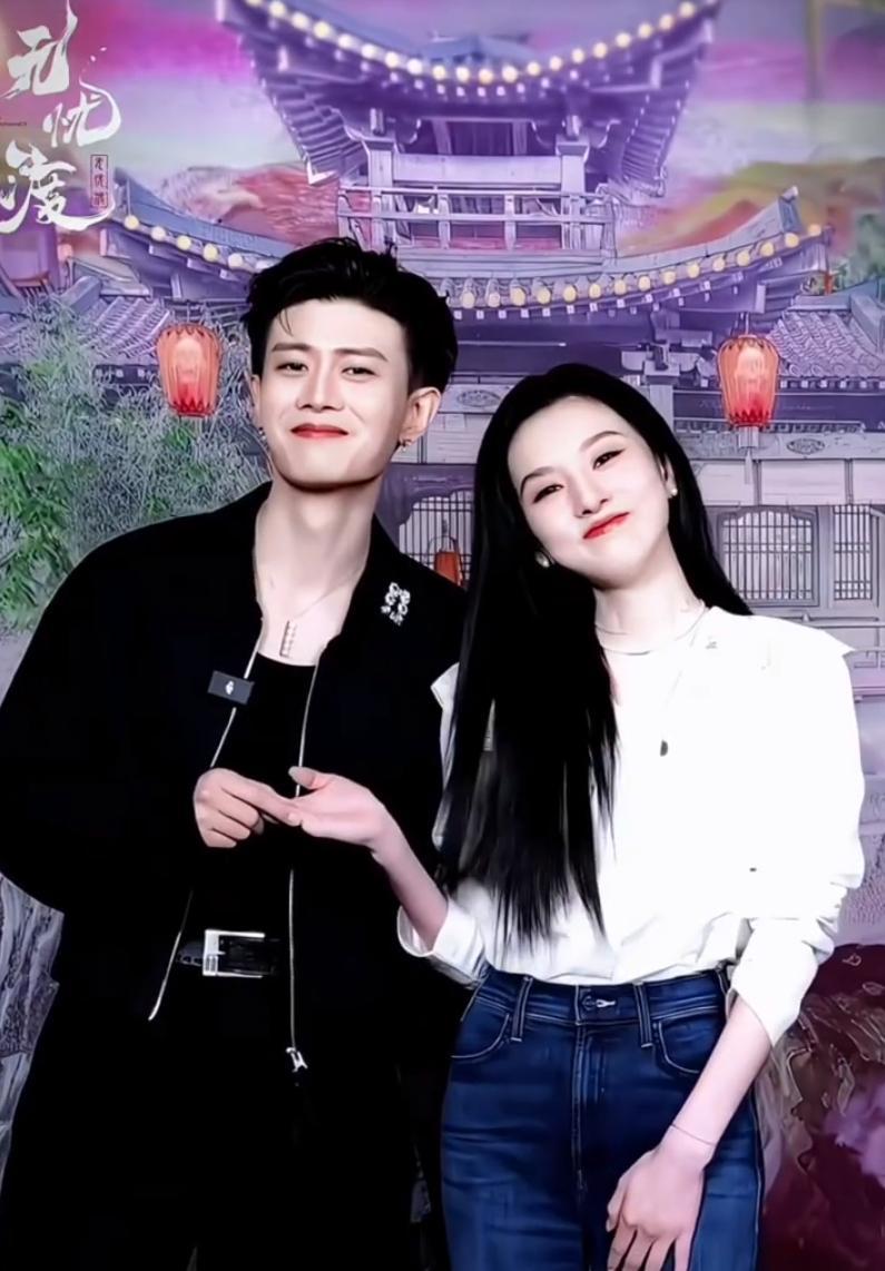 任嘉伦宋祖儿二搭！爱奇艺新弈工作室负责人、《无忧渡》总制片人何叶说，希望任嘉伦