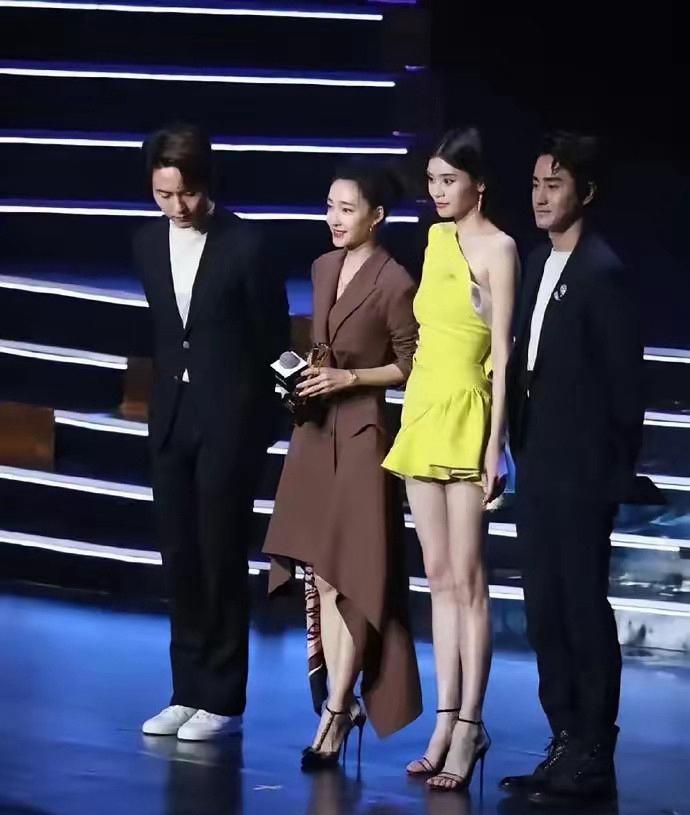 脚板有多长鞋跟就有多高