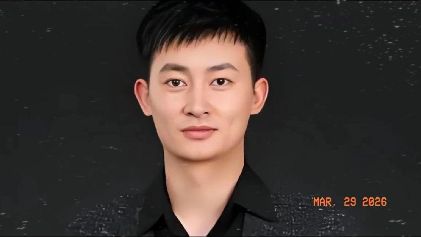 真没想到！张雪峰走后，峰学蔚来的新掌舵人竟是武亮。这位看着不苟言笑的“狠角色