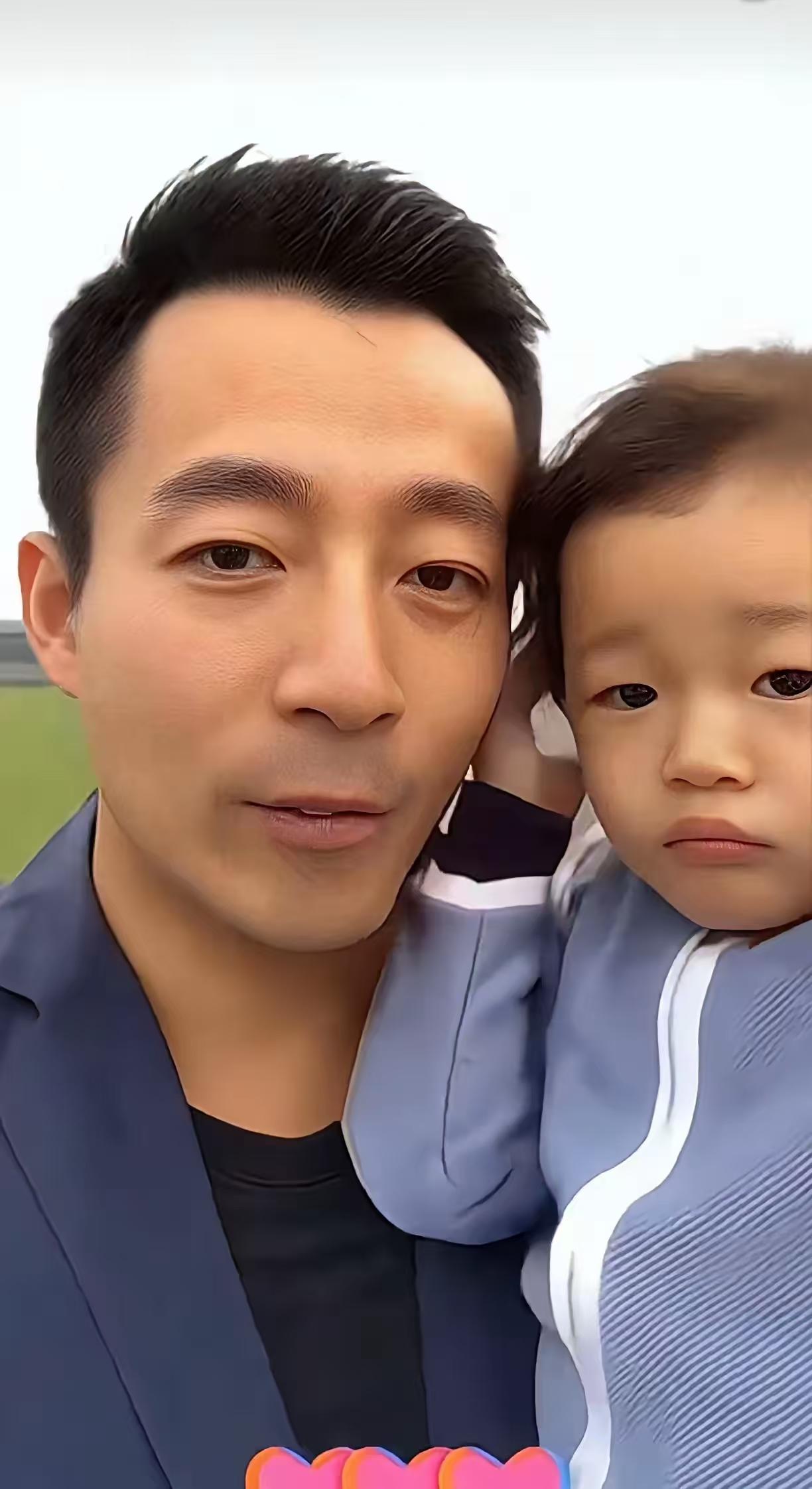 汪小菲和大S这档子事儿，活脱脱像一出精彩绝伦的连续剧。大S和汪小菲离婚仅三