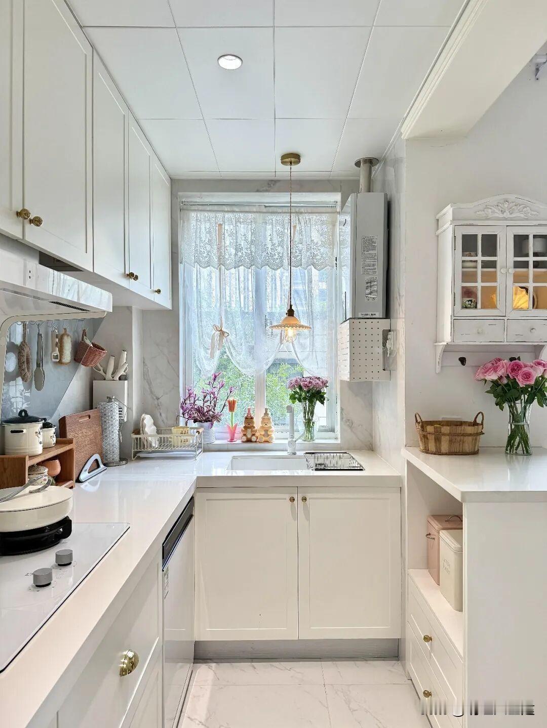 【厨房对联】你见过厨房对联吗？今天送您一副！上联:油盐酱醋调百味下联