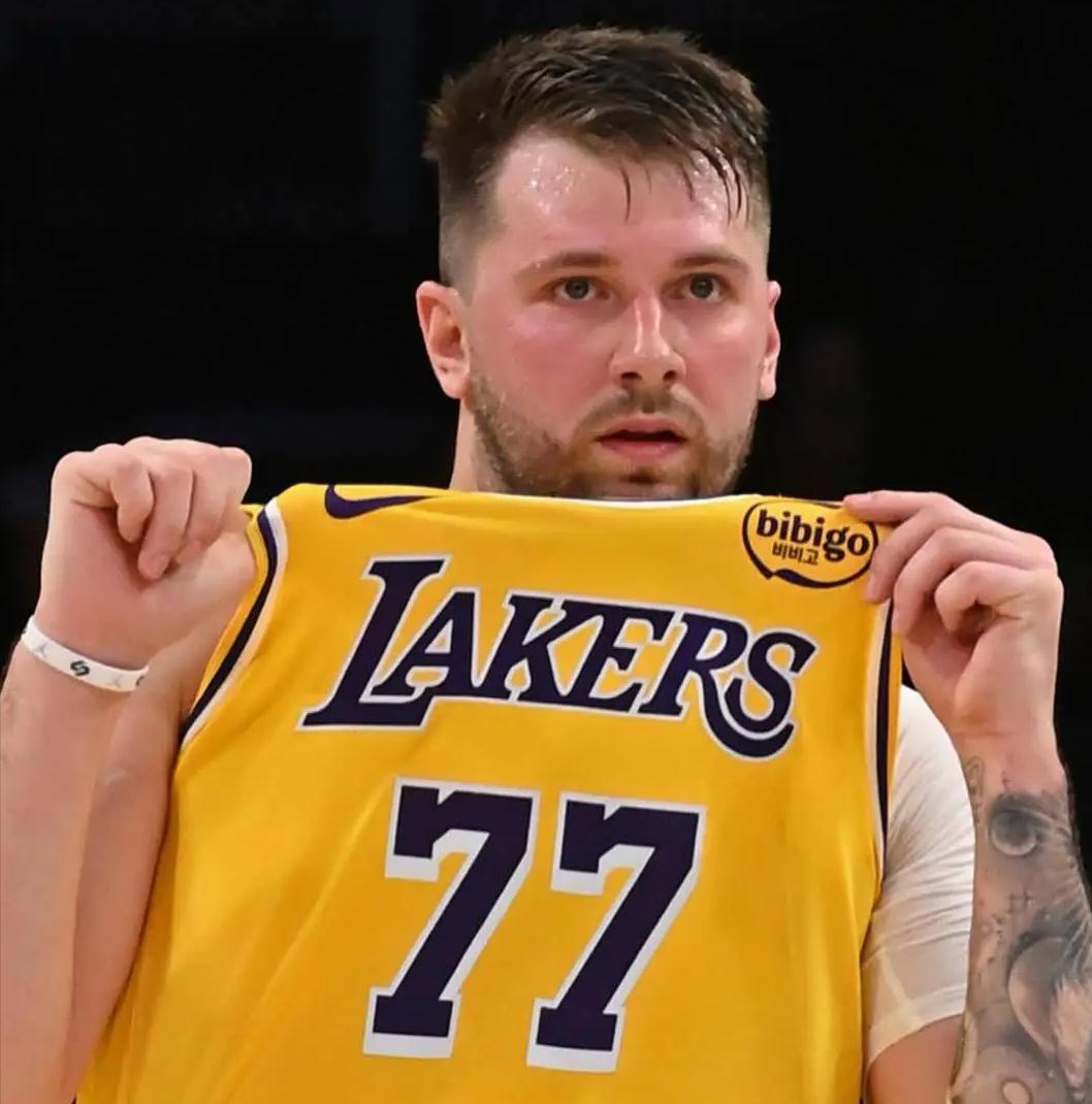 本赛季“得分王”排名：1、东契奇——32.5分2、亚历山大——31.73、