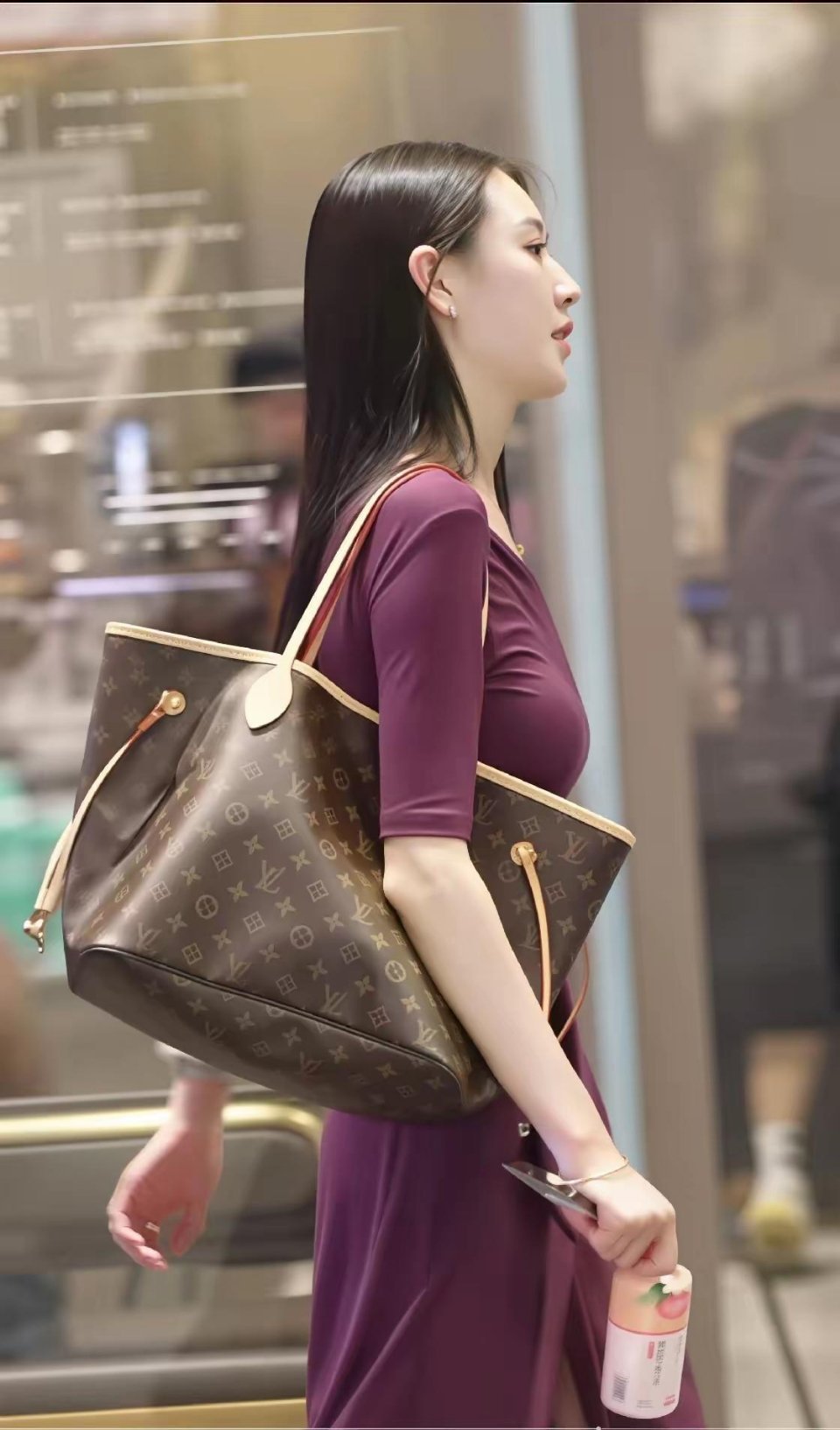 温柔干练的穿搭绝了😉