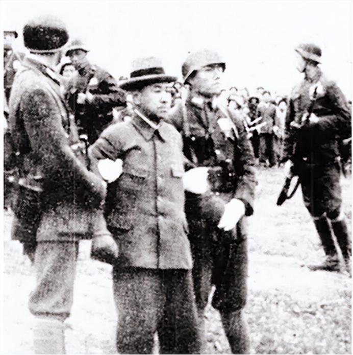 1946年，犯下南京大屠杀罪行的战犯谷寿夫突然发病死亡。负责押运他的军官去太平间