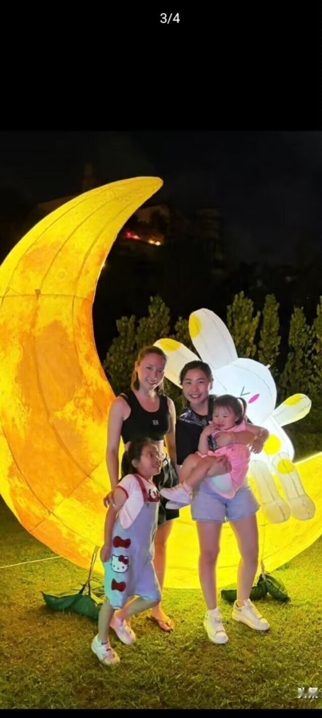 何猷启的二婚妻子邹翰婷没有出席此次陈婉珍在布力径大宅举办的中秋烧烤家宴，因为何猷