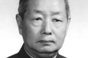 1971年7月，中国大使张伟烈正在摩洛哥王宫参加盛宴，突然大批士兵冲进来猛烈扫射