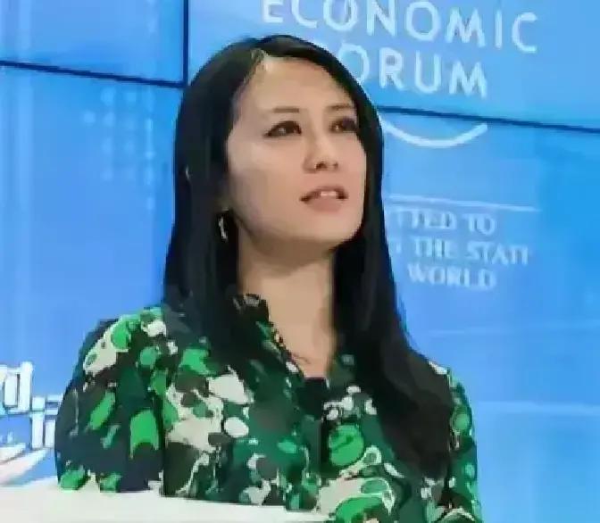 不知大家有没有发现，牵扯于爱泼斯坦和萨默斯性丑闻的金刻羽，虽然是华人，但其长相让