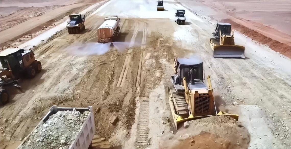 谁能想到，困扰中国几十年的铁矿石难题，竟然在撒哈拉沙漠被彻底破解。这份破局并