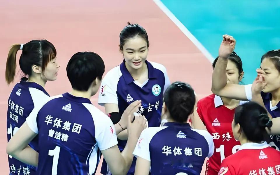 谁都想不到升班马会打出女排联赛开赛以来最惨不忍睹的一场比赛：第一局比赛：浙江