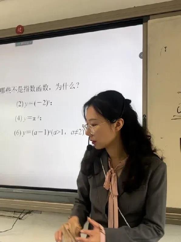 上数学课需要提前预习吗？读高中的时候，有位数学老师，他经常问的一个问题是：学数