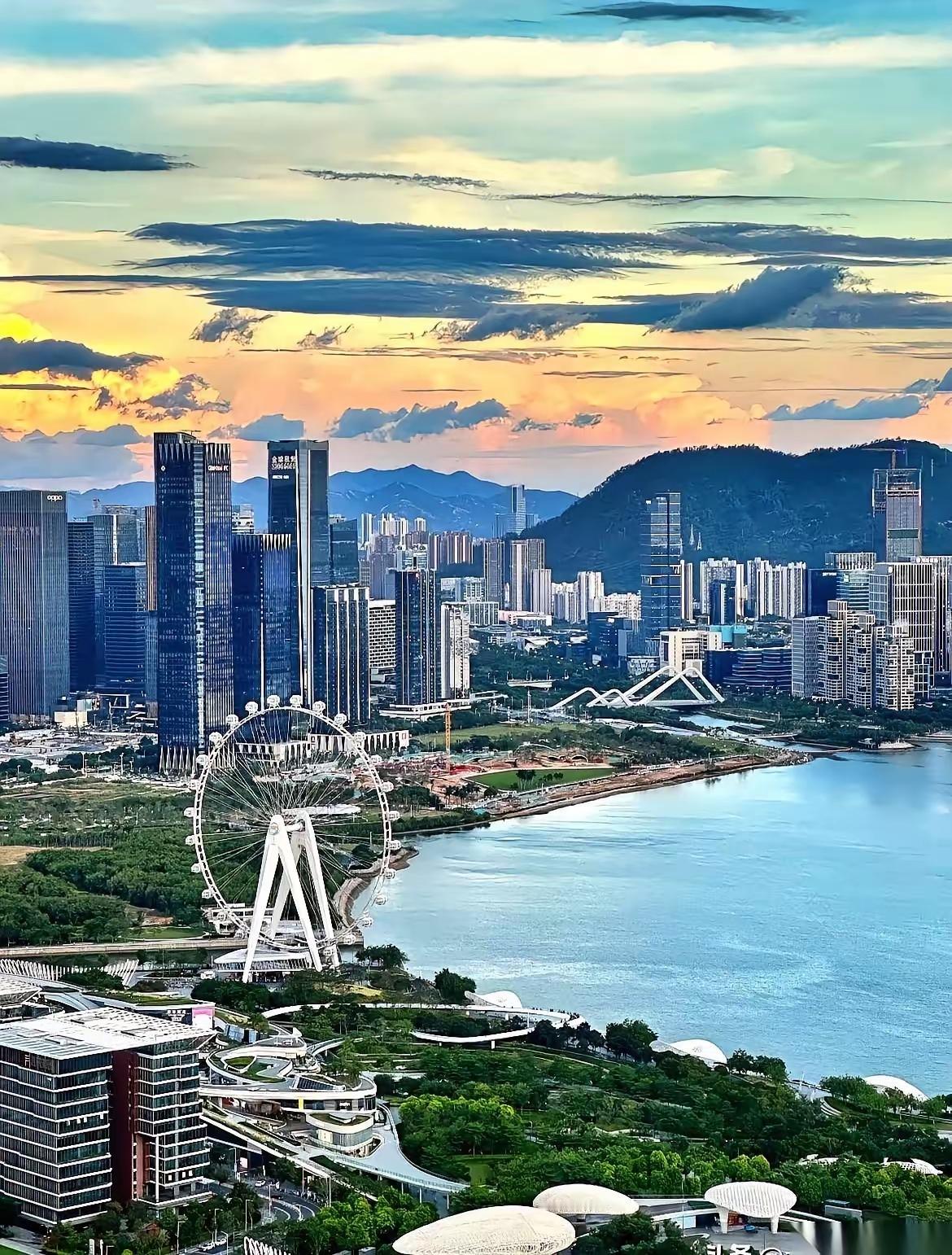 刚看到一个数据，差点把手机惊掉了。深圳，就一个宝安区。排名第一的公司，前三季