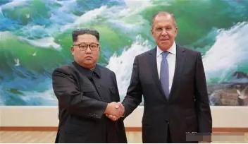终于明白我国为啥一直没援助俄罗斯，看朝鲜如今处境就明白了，当时俄乌打的火热时，朝