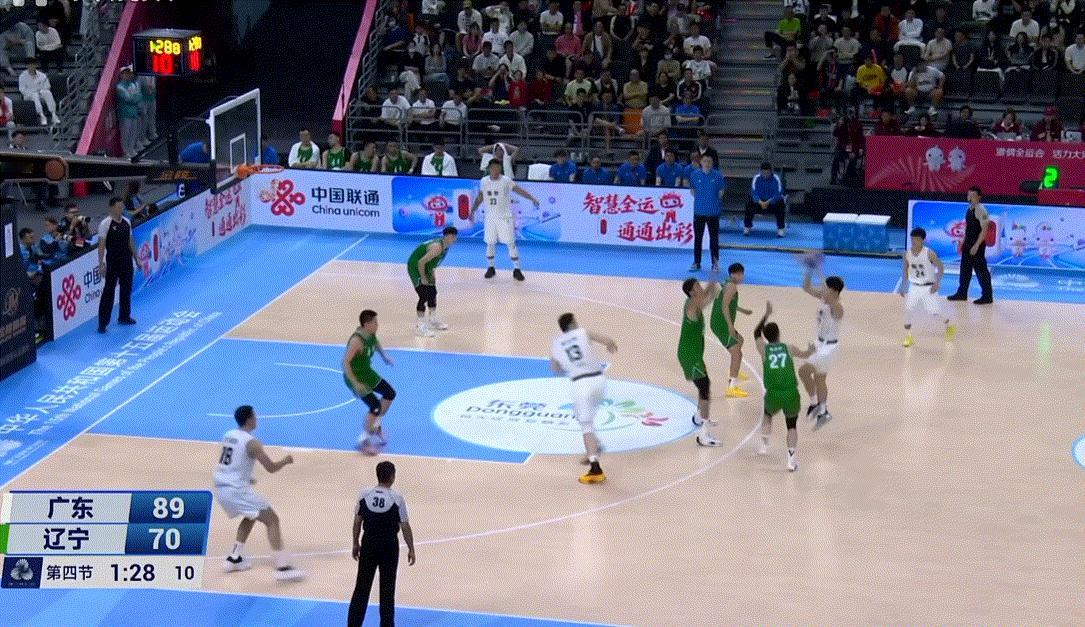 哈哈哈杜润旺，垃圾时间你就唰唰进三分是吧