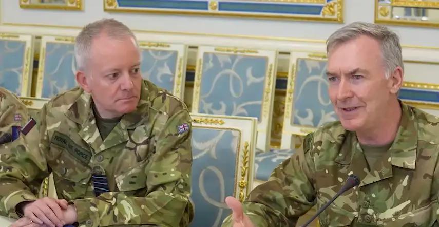 就在刚刚英国正式向乌克兰提出派兵计划8月27日，英国高级军官、现役海军上将托