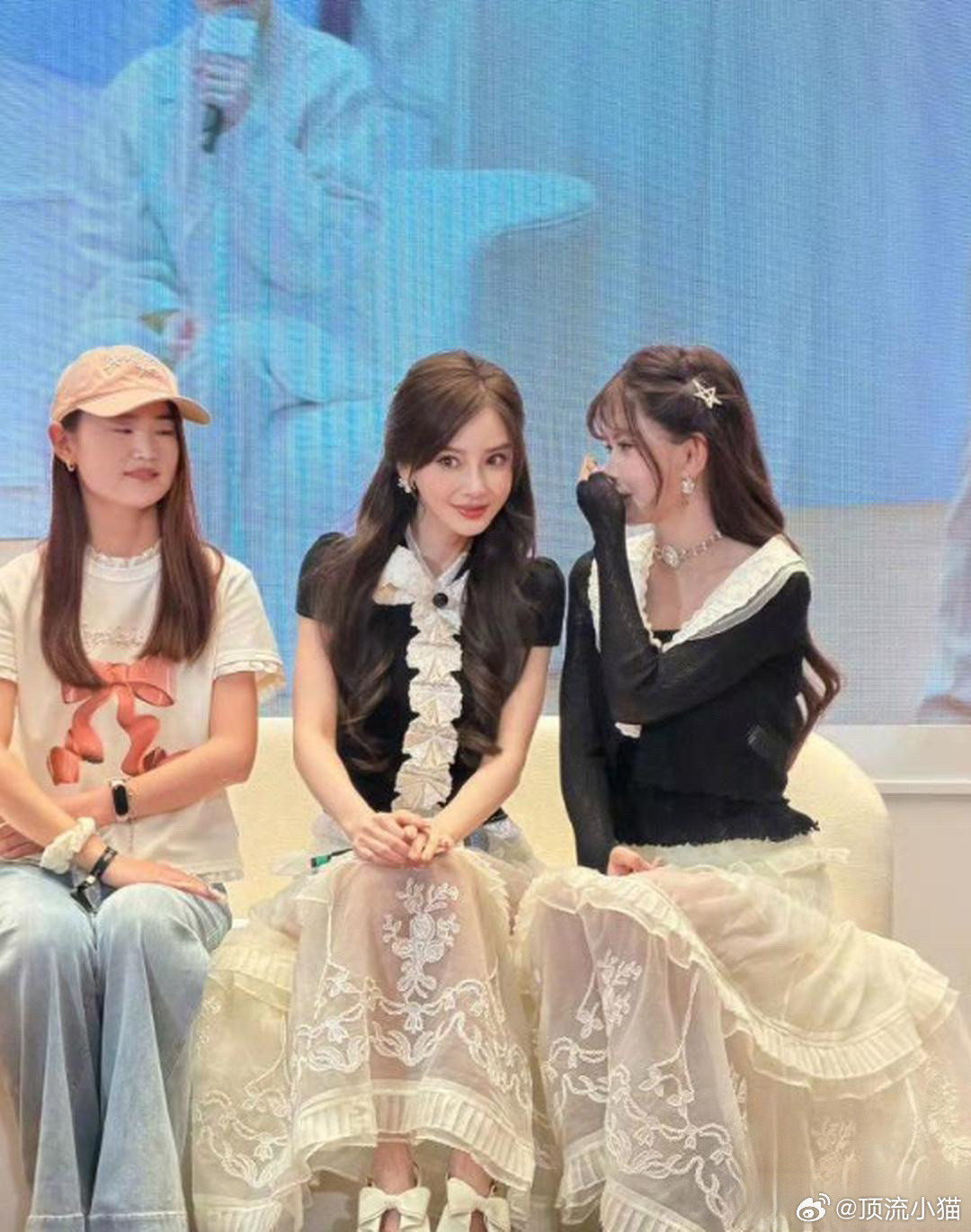 杨颖韩安冉同框，娱乐圈的现实感一下就来了。