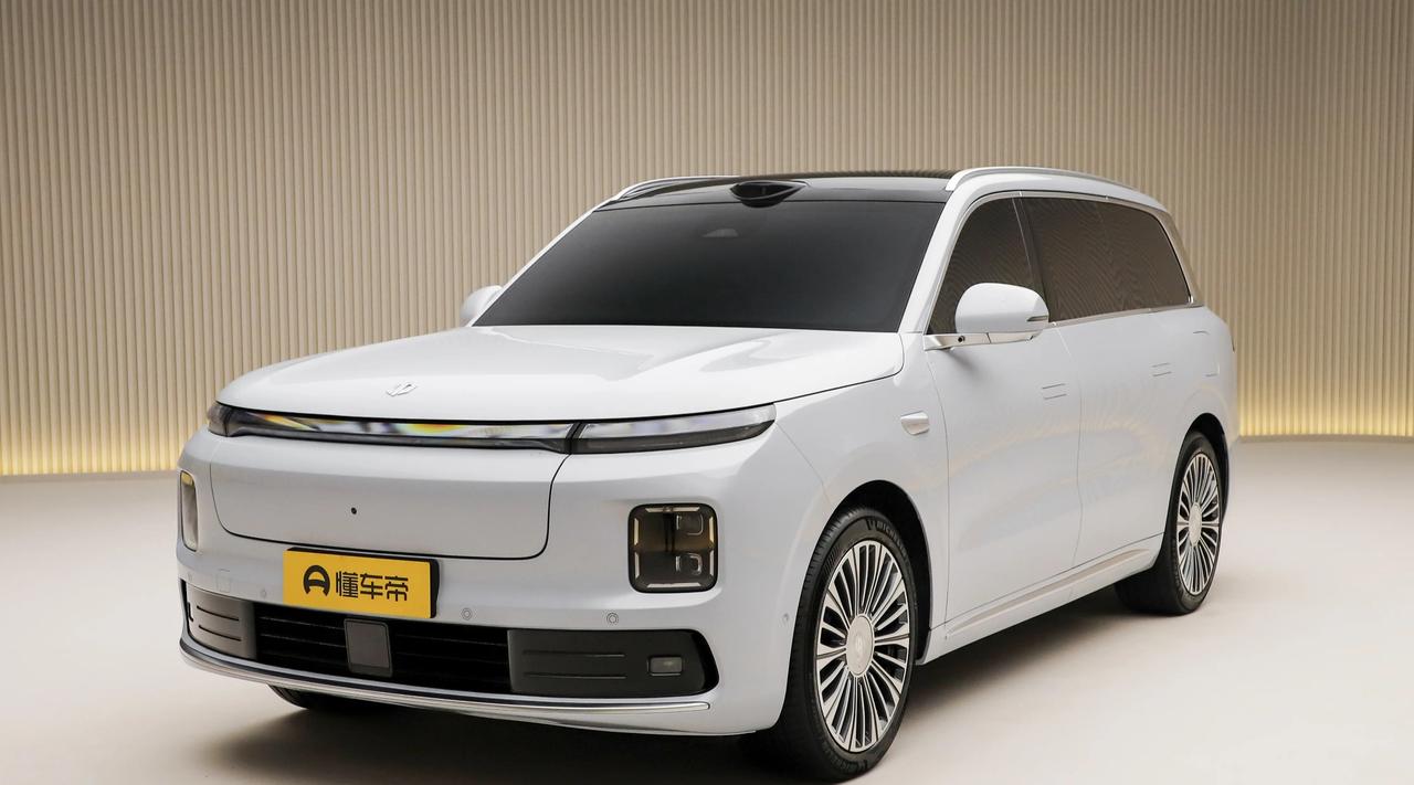 零跑D19，如果定价20万起，大型SUV市场将血流成河。零跑D19，增程版，80