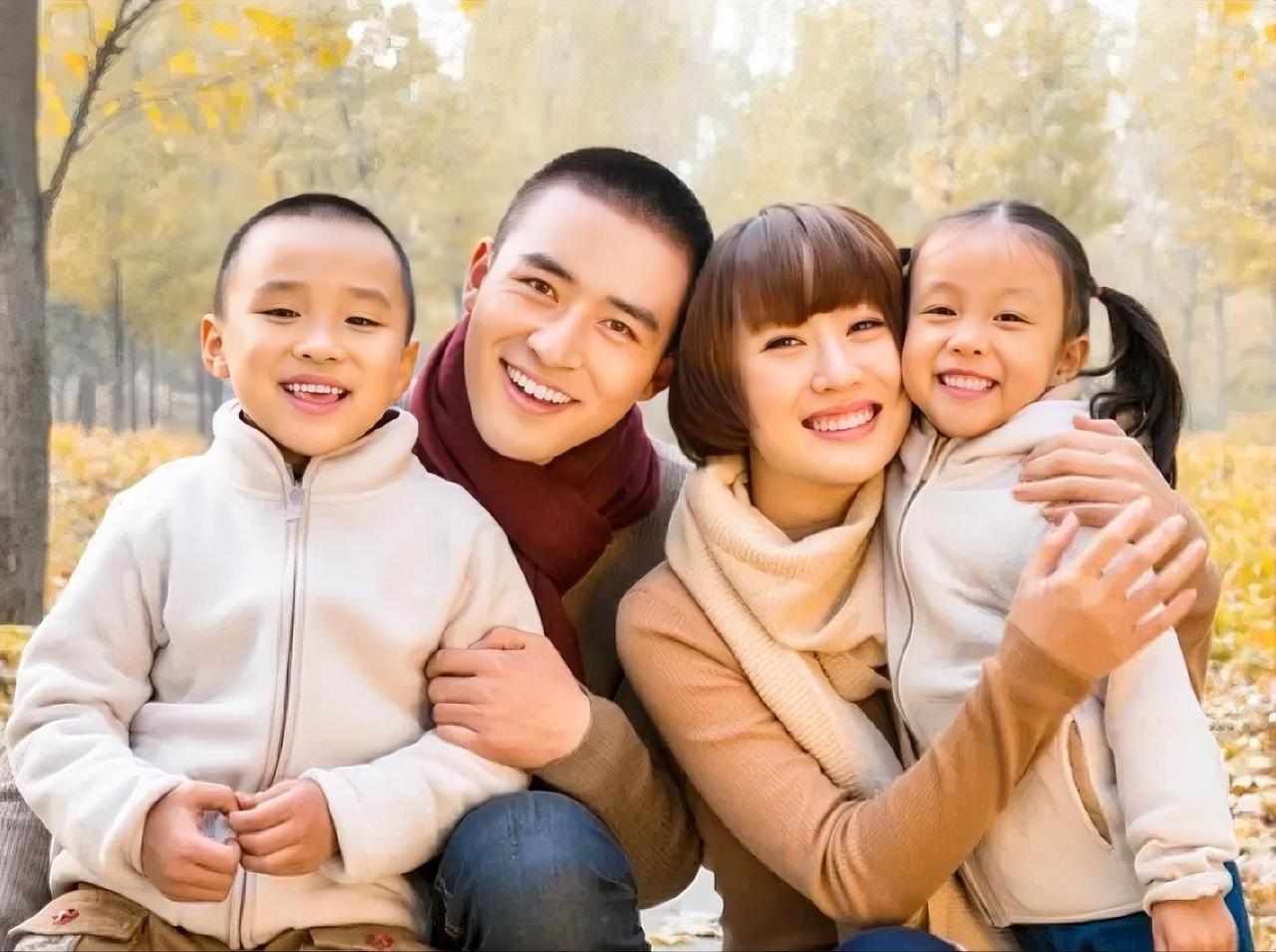 有人说：“一个女人，给不了你生理需求，给不了你事业帮助，经济上也不给你分担，还