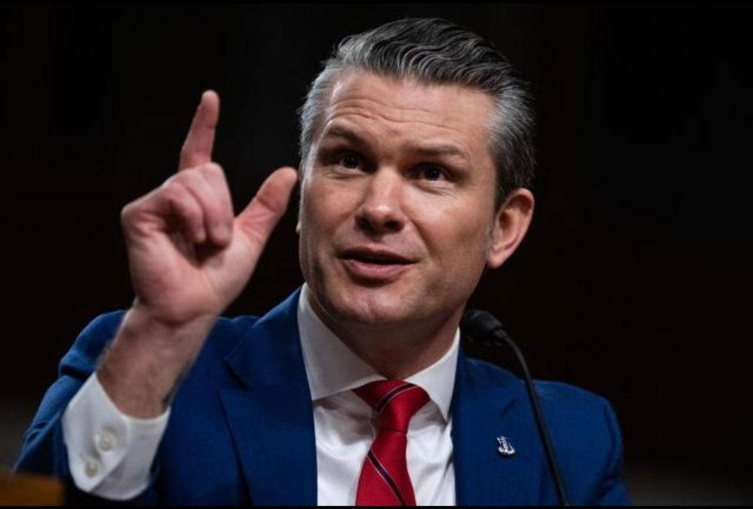 声色犬马，酒池肉林，何其荒唐？2025财年收官的9月，赫格塞斯主导下的五角大楼