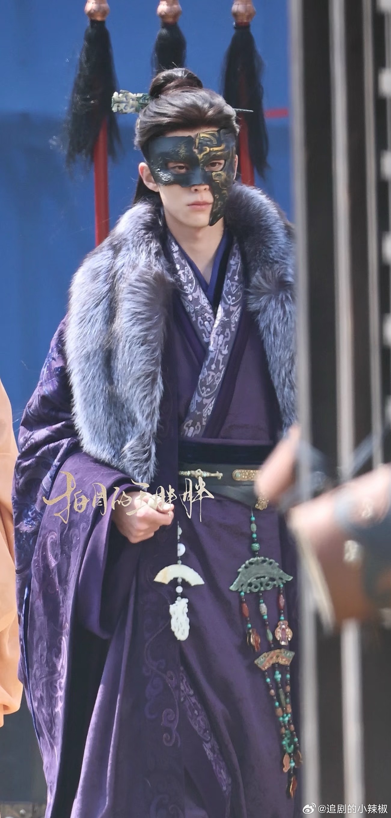 看这剧情，不会是很老套的头上顶苹果🍎射箭🏹吧🤔