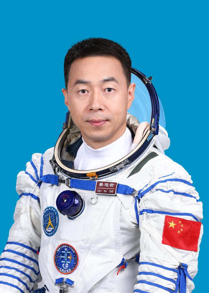蔡旭哲5次出舱累计45小时，刷新世界纪录靠的是什么？