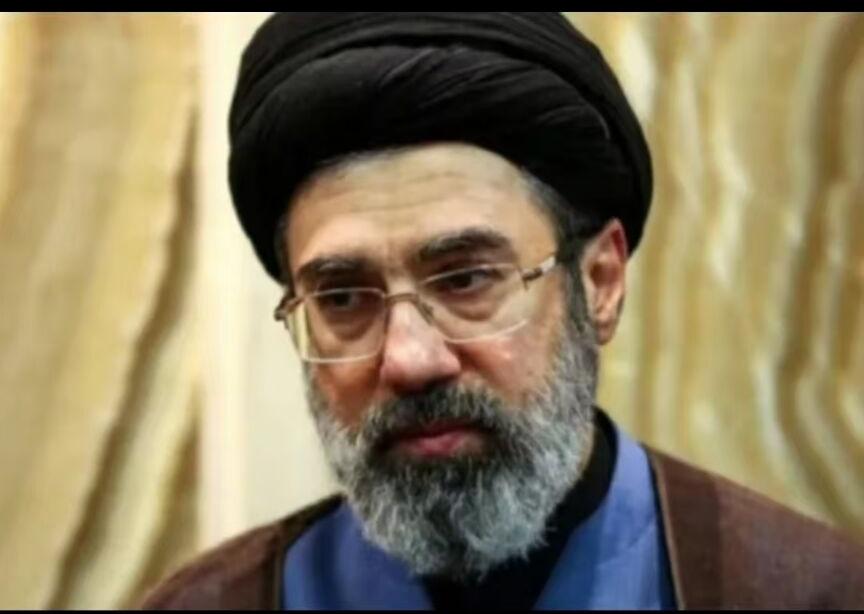 伊朗最新消息！4月18日，伊朗议长卡利巴夫公开宣布，霍尔木兹海峡的控制权属于