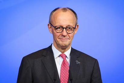 乌克兰已经在欧盟不受待见了，现在别说加入北约了，就是加入欧盟都不太可能了。 