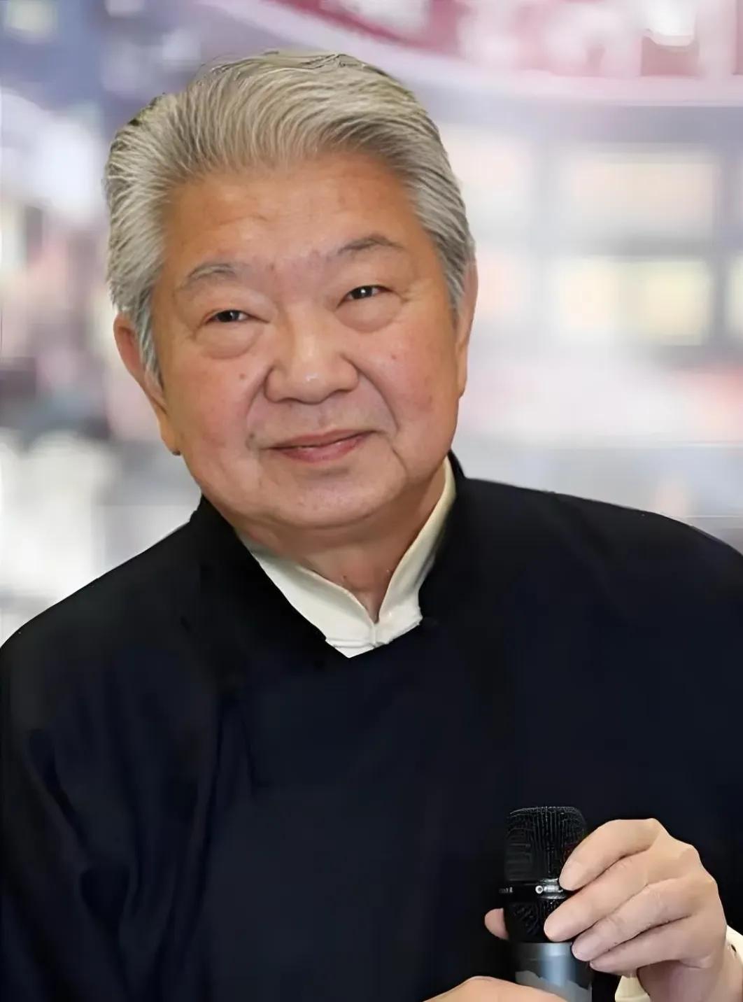 蔡澜说：“什么是低端家庭？你去他们家吃一顿饭就知道了。所谓的低端家庭并不是生活困