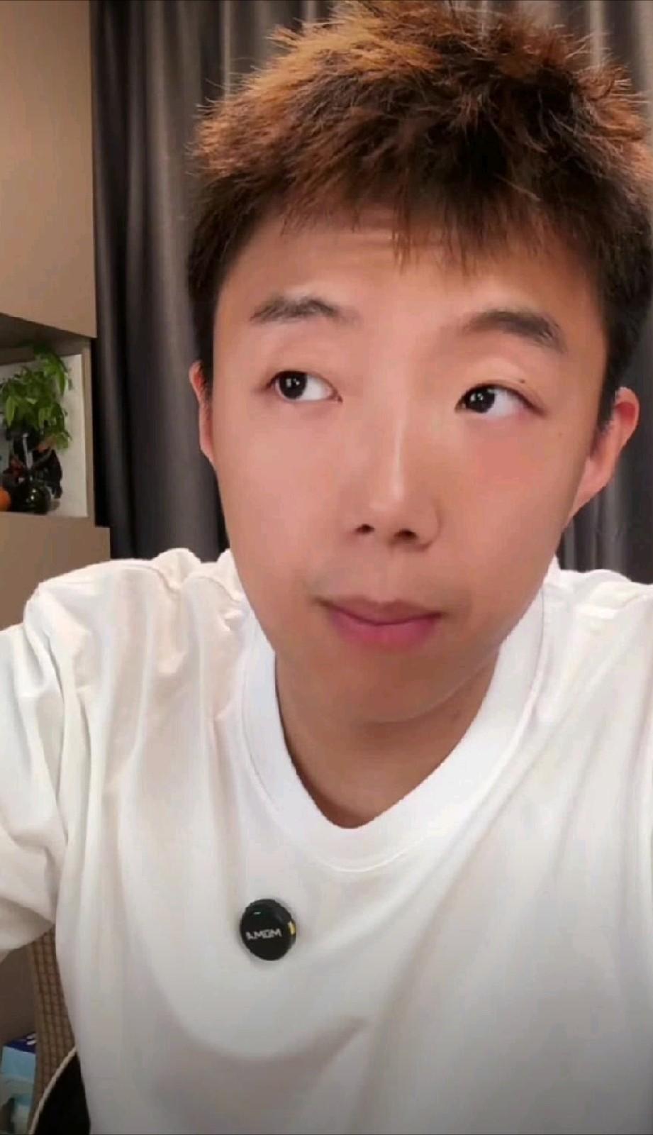 尹航好样的，硬刚饭圈，力挺樊振东，，东哥迎来萨尔布吕肯的收官之战，德甲