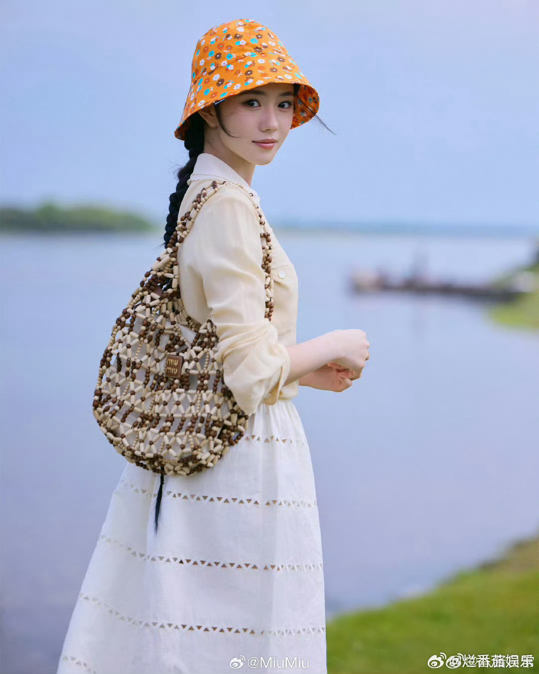 刘浩存、赵今麦miumiu物料，谁赢了