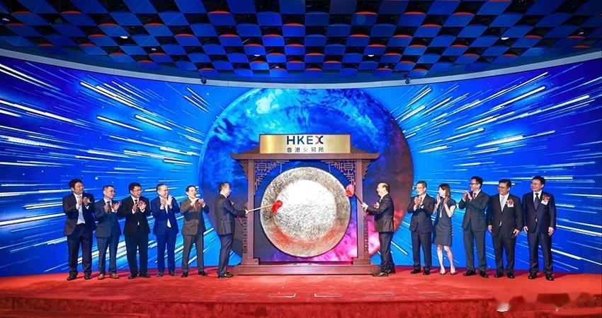 今天宁德时代港股上市了[doge]宁德时代港股上市​​​