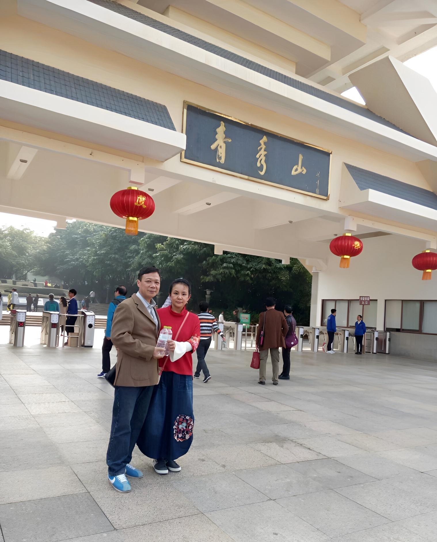 2010年，我在QQ种下的老姜，2025年终于可以收获了。这并非种植庄稼，而