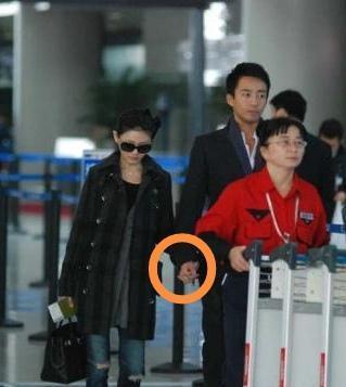 大S和汪小菲最后闹得很难看，互相指责、互撕得很厉害。可早期的汪小菲，是真的把大S