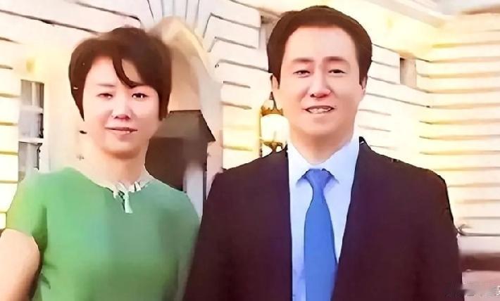 许家印香港豪宅挖出“地牢”何为地牢，就是地下部分面积。经计算为464平方，按当