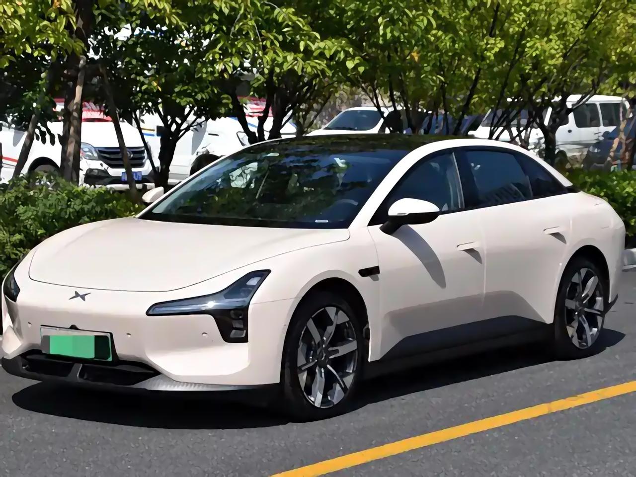 10万出头想摸高配，不想买完就觉得亏？我反而觉得老款二手小鹏MONAM035