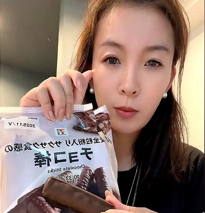 日本食品有多“变态”？在日本旅游的一女子发视频称，上午在日本的超市买了一