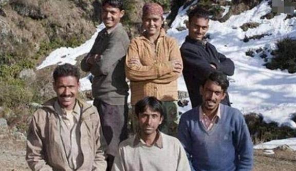 印度“一妻多夫”该如何生活？妻子苦不堪言：和五兄弟轮流过夜，一点都不幸福。2